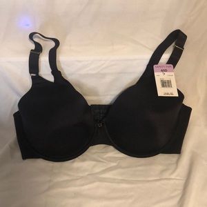 Vanity Fair beauty back full coverage bra 40D.